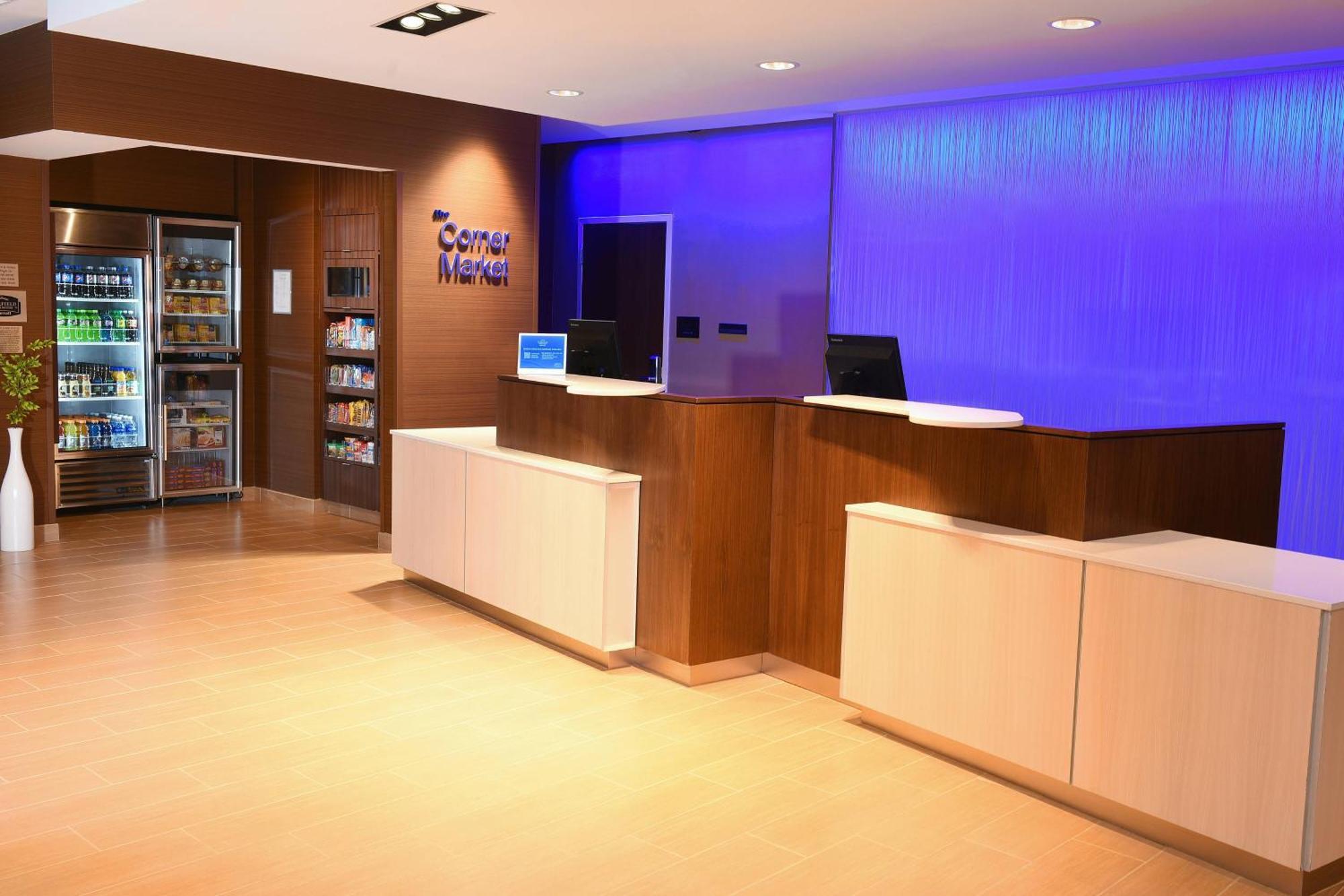 Fairfield Inn & Suites By Marriott Omaha West Hotel Omaha